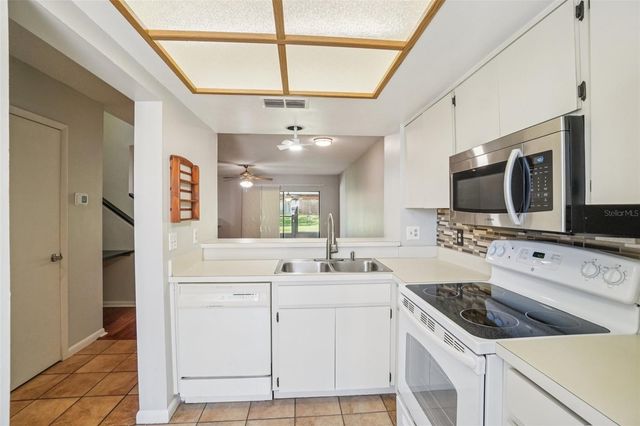 745 OAK PARK PLACE, Brandon, FL 33511