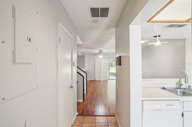 745 OAK PARK PLACE, Brandon, FL 33511