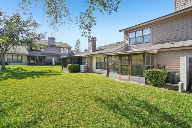 745 OAK PARK PLACE, Brandon, FL 33511