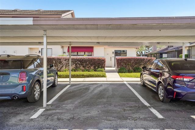 745 OAK PARK PLACE, Brandon, FL 33511