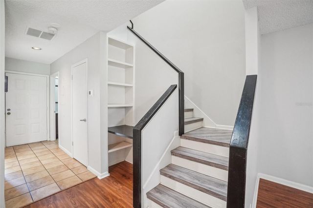 745 OAK PARK PLACE, Brandon, FL 33511