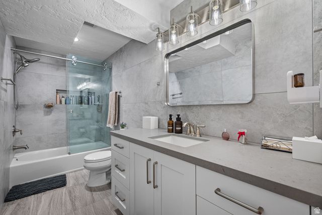 1366 W PALMER LN, South Jordan, UT 84095