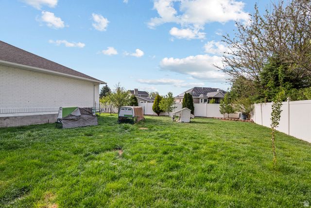 1366 W PALMER LN, South Jordan, UT 84095