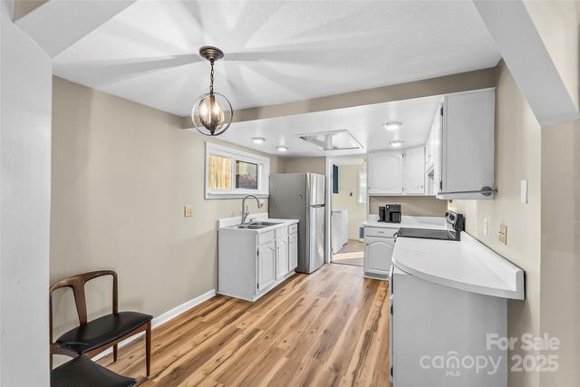 70 First Street, Canton, NC 28716