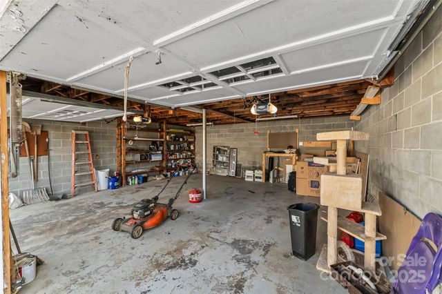 70 First Street, Canton, NC 28716