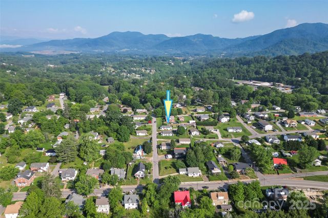 70 First Street, Canton, NC 28716