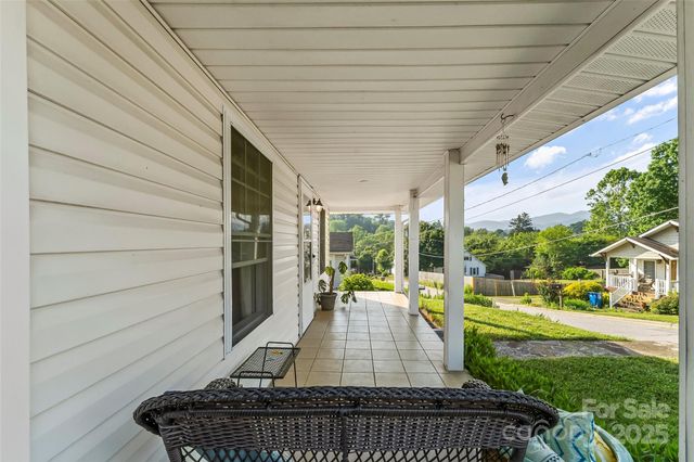 70 First Street, Canton, NC 28716