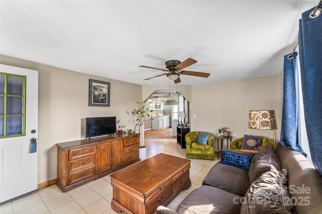 70 First Street, Canton, NC 28716