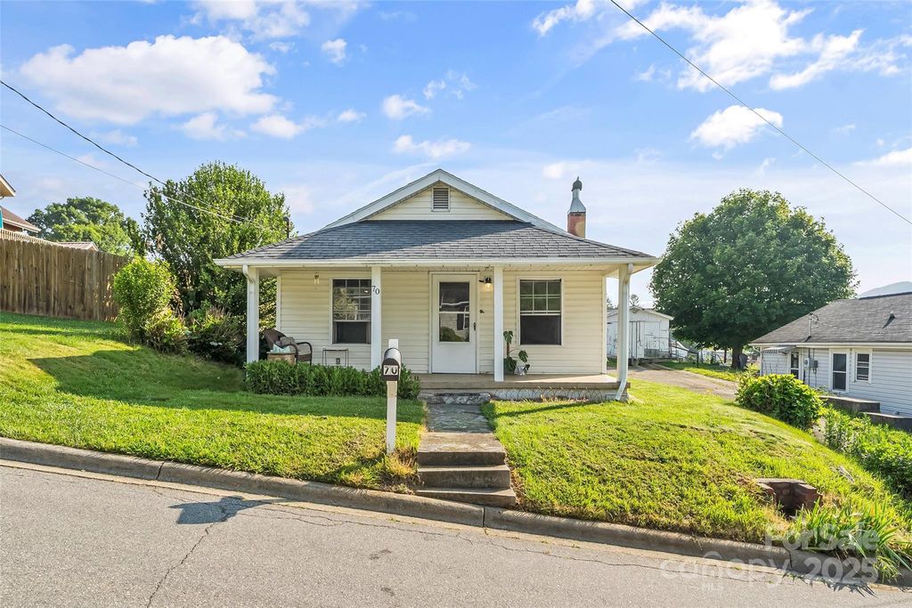 70 First Street, Canton, NC 28716