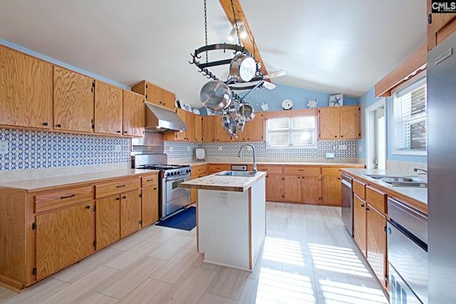 2081 Great North Rd, Winnsboro, SC 29180