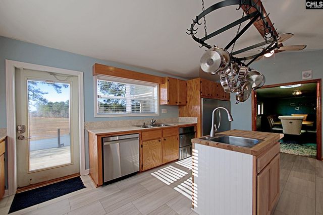 2081 Great North Rd, Winnsboro, SC 29180