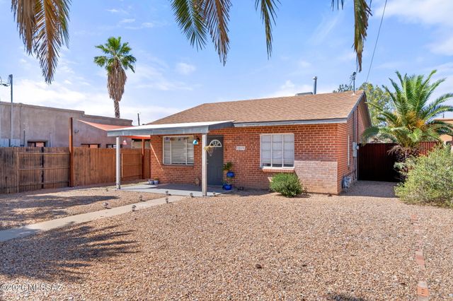 2819 E Edison Street, Tucson, AZ 85716