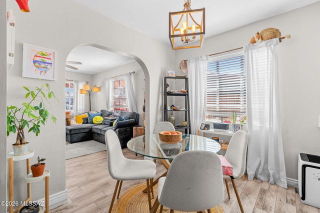 2819 E Edison Street, Tucson, AZ 85716