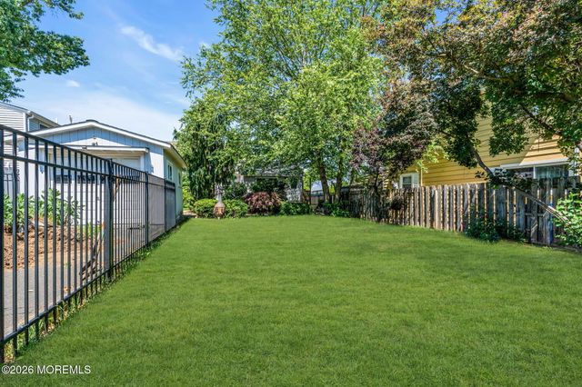 3 Bellevue Avenue, Leonardo, NJ 07737