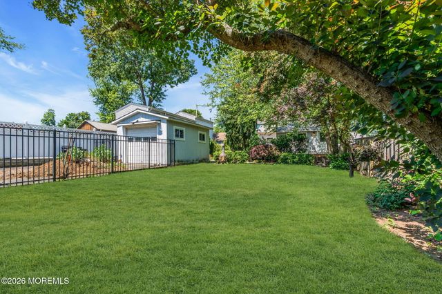 3 Bellevue Avenue, Leonardo, NJ 07737