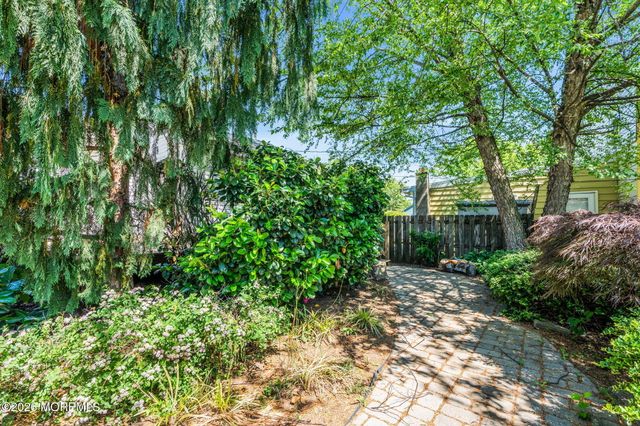 3 Bellevue Avenue, Leonardo, NJ 07737