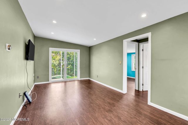 3 Bellevue Avenue, Leonardo, NJ 07737