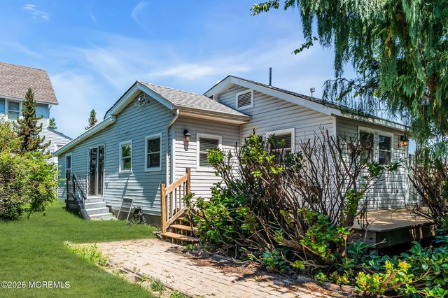 3 Bellevue Avenue, Leonardo, NJ 07737