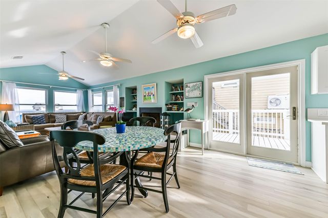 4212 Vista Road, Galveston, TX 77554