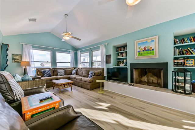 4212 Vista Road, Galveston, TX 77554