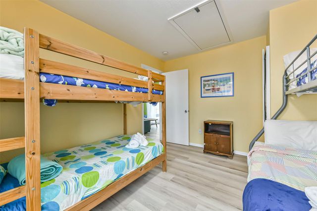 4212 Vista Road, Galveston, TX 77554