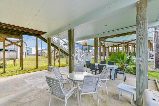 4212 Vista Road, Galveston, TX 77554