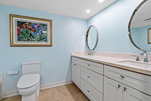 2450 Presidential Way 607, West Palm Beach, FL 33401