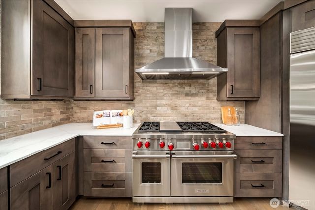 10933 NE 60th Street, Kirkland, WA 98033