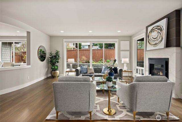 10933 NE 60th Street, Kirkland, WA 98033