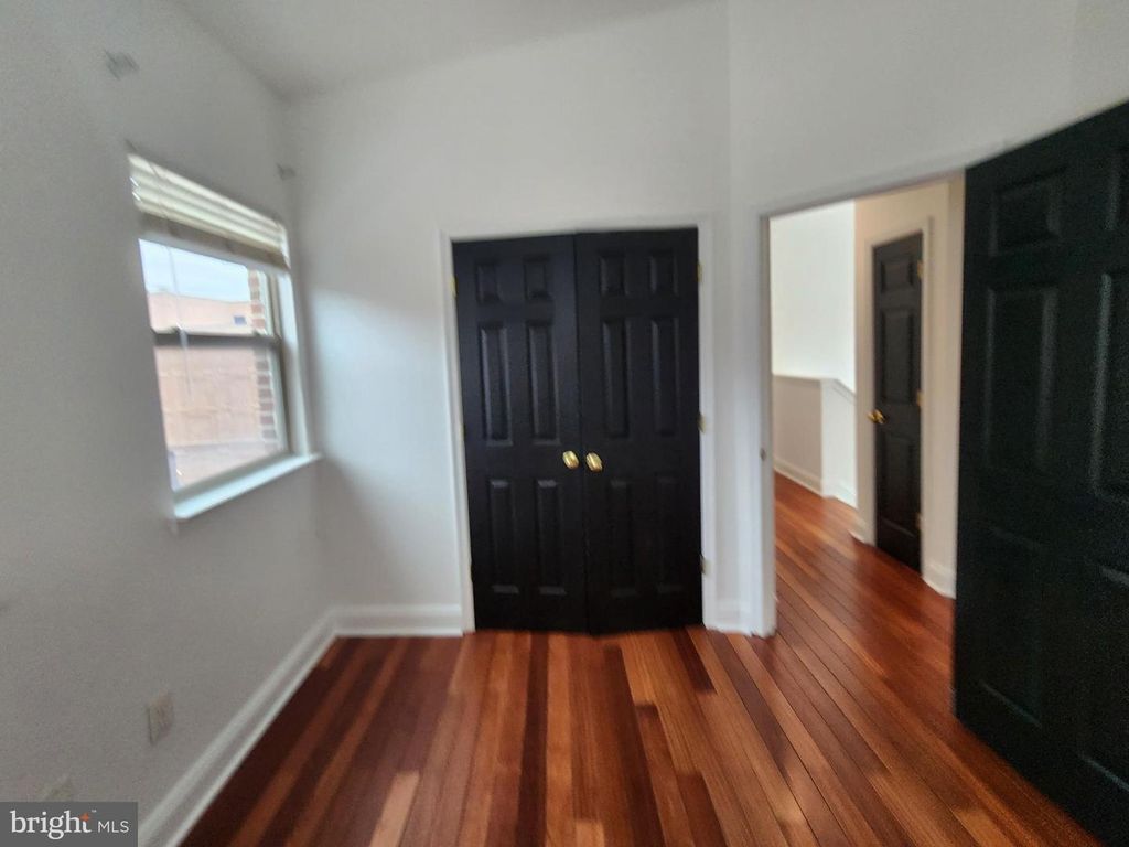 Image 17 of property listing at 127 ALBEMARLE ST #36, Baltimore, MD 21202