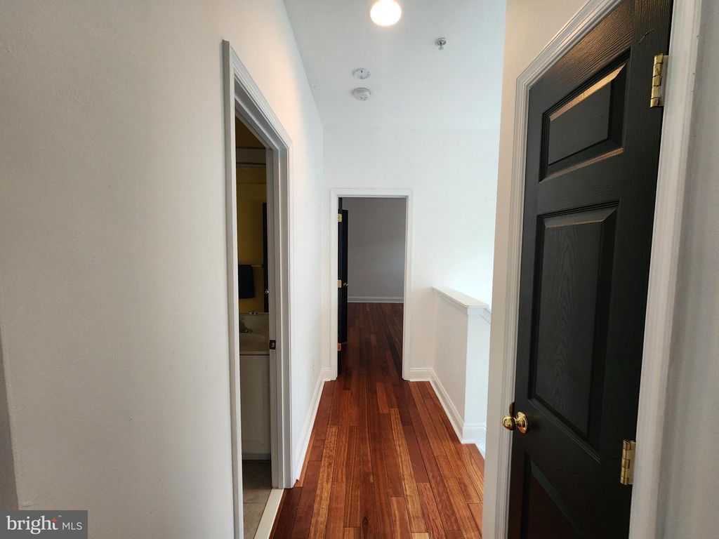 Image 19 of property listing at 127 ALBEMARLE ST #36, Baltimore, MD 21202