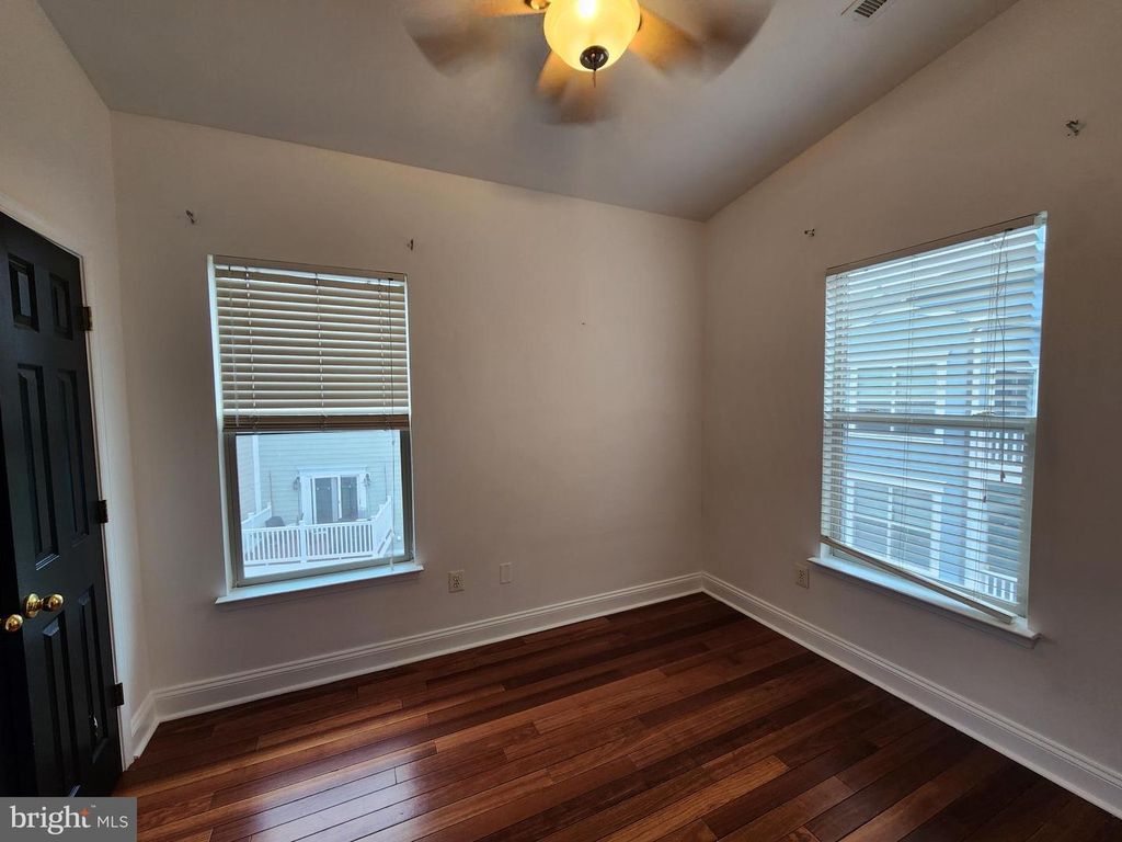 Image 20 of property listing at 127 ALBEMARLE ST #36, Baltimore, MD 21202