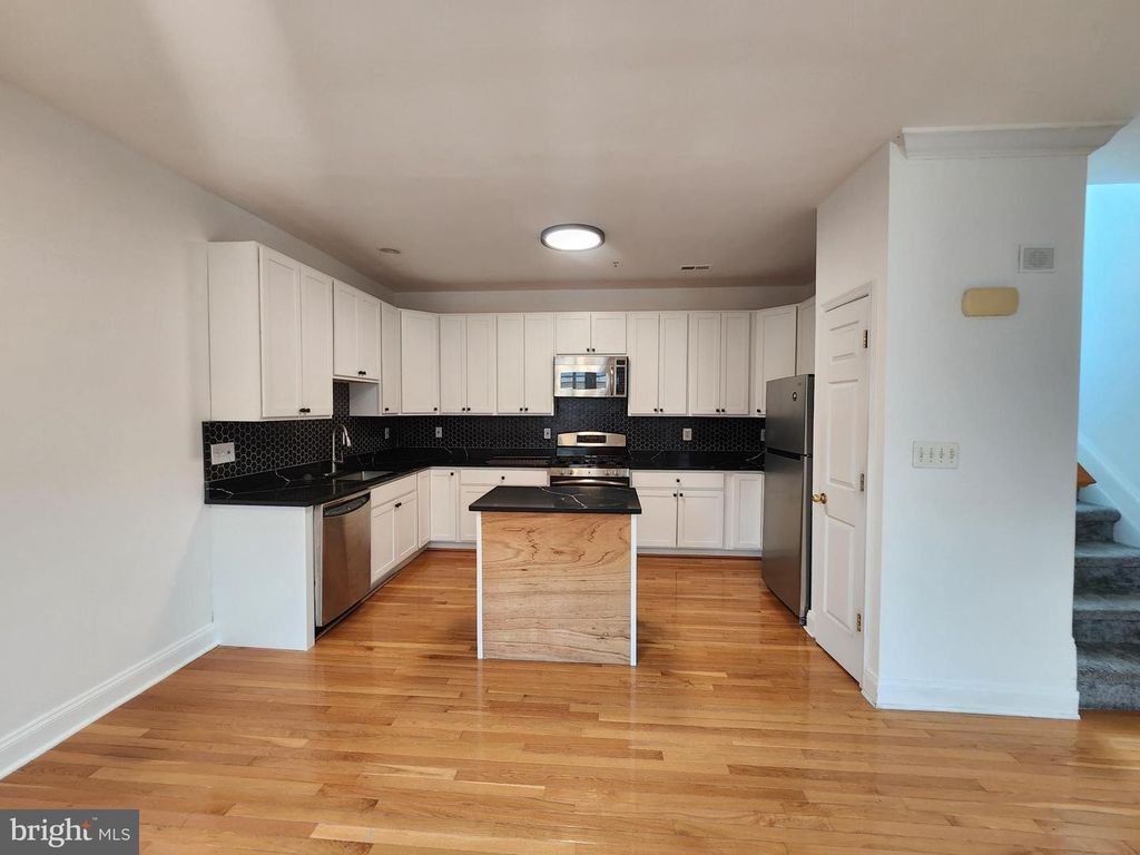 Image 24 of property listing at 127 ALBEMARLE ST #36, Baltimore, MD 21202