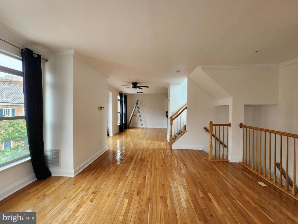 Image 26 of property listing at 127 ALBEMARLE ST #36, Baltimore, MD 21202