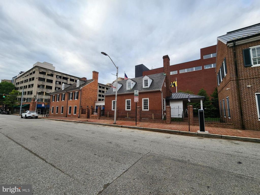 Image 30 of property listing at 127 ALBEMARLE ST #36, Baltimore, MD 21202