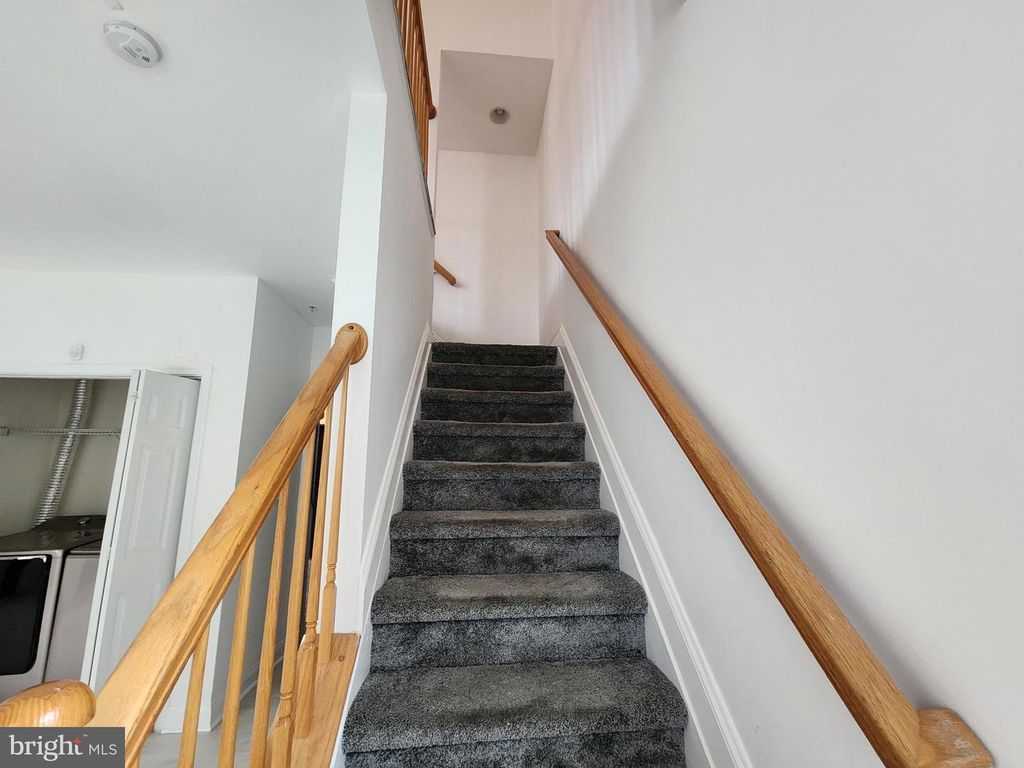 Image 8 of property listing at 127 ALBEMARLE ST #36, Baltimore, MD 21202