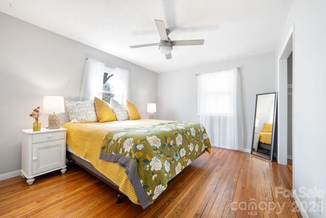 3 Valley Lane, Asheville, NC 28804