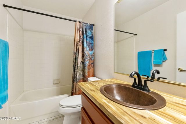 10729 E COOPERS HAWK Drive, Sun Lakes, AZ 85248