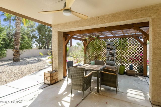 10729 E COOPERS HAWK Drive, Sun Lakes, AZ 85248