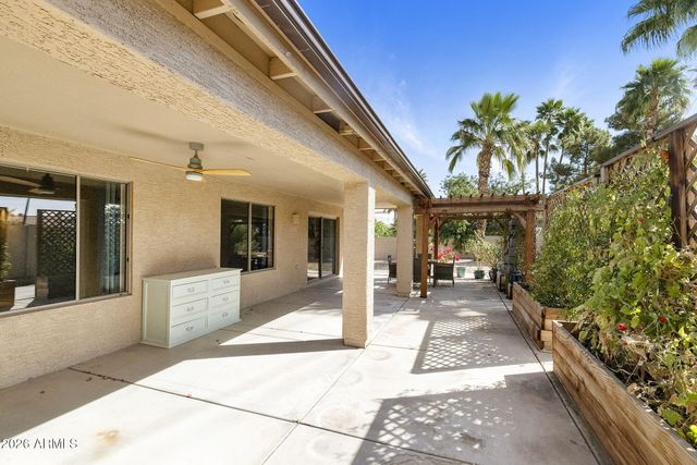 10729 E COOPERS HAWK Drive, Sun Lakes, AZ 85248