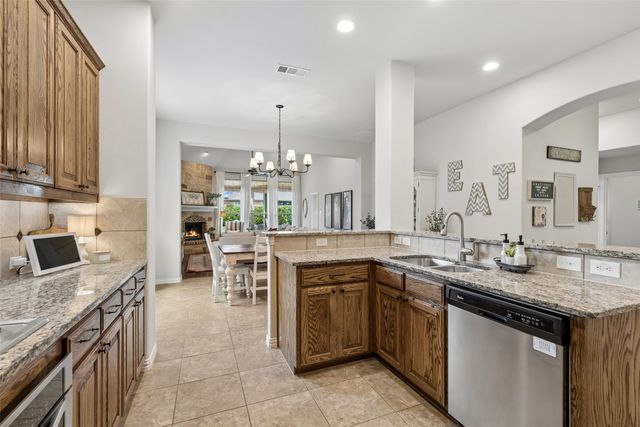 1046 Finsbury Lane, Forney, TX 75126