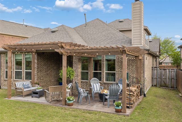 1046 Finsbury Lane, Forney, TX 75126
