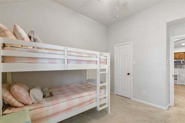 1046 Finsbury Lane, Forney, TX 75126