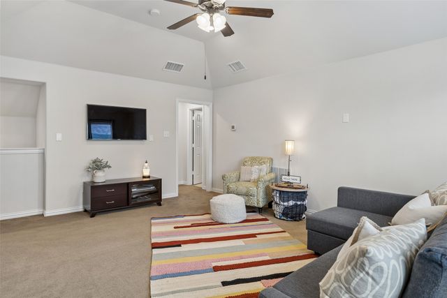 1046 Finsbury Lane, Forney, TX 75126