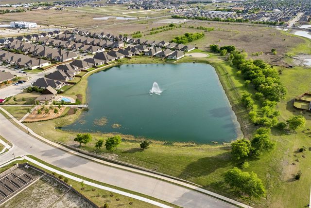 1046 Finsbury Lane, Forney, TX 75126