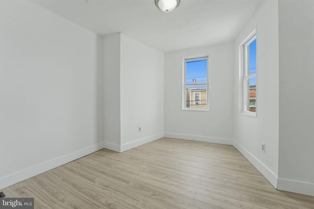 814 N CURLEY ST, Baltimore, MD 21205