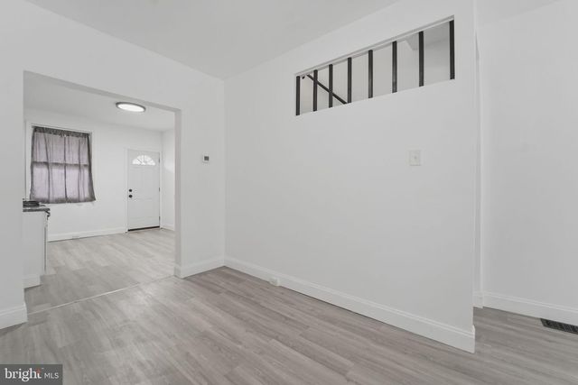 814 N CURLEY ST, Baltimore, MD 21205