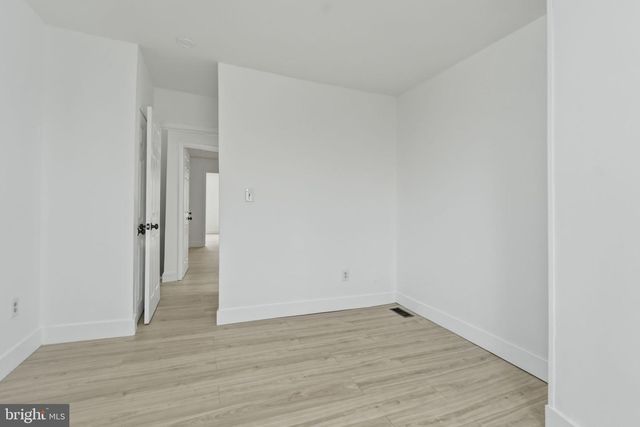 814 N CURLEY ST, Baltimore, MD 21205