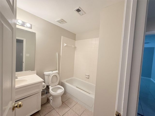 12818 Magenta Oaks Drive, Houston, TX 77072