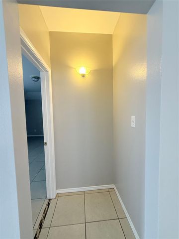 12818 Magenta Oaks Drive, Houston, TX 77072